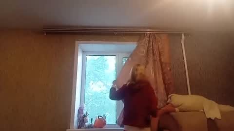 Leslie online show from 25, 5, 2026