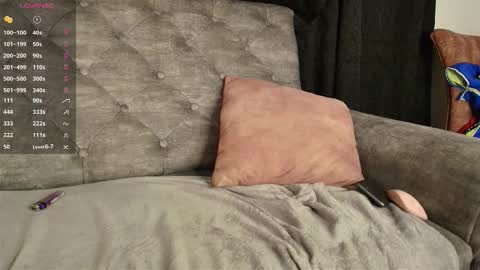 Snapshot of unu_nai chatting on 25, 10, 2025 new INSTA online show from 25, 10, 2025