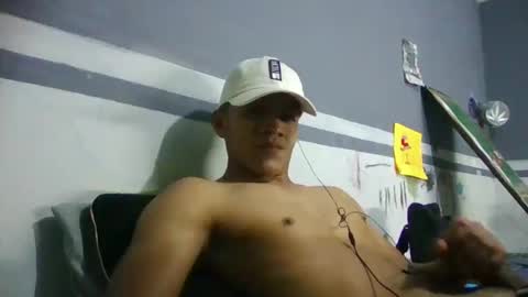 Snapshot of ur855224 chatting on 9, 3, 2026 EL CAMA online show from 9, 3, 2026