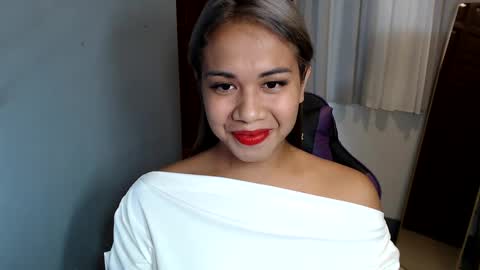Vee online show from 2, 2, 2025