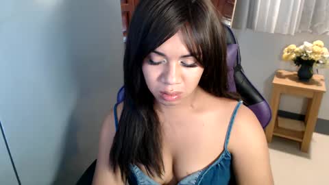 Vee online show from 15, 2, 2025