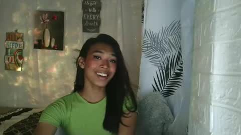 ur_dazzlingmorenaxx online show from 6, 2, 2026