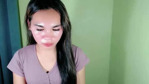 Snapshot of ur_innocent_girlx chatting on 11, 2, 2025 QUEENSY online show from 11, 2, 2025