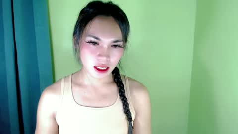 Snapshot of ur_innocent_girlx chatting on 14, 2, 2025 QUEENSY online show from 14, 2, 2025