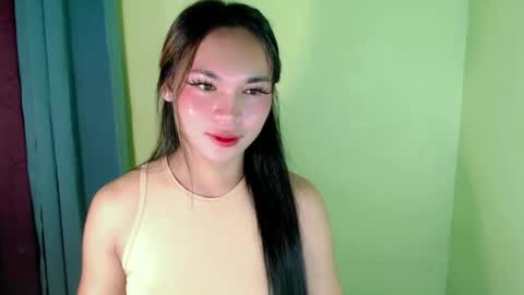 Snapshot of ur_innocent_girlx chatting on 20, 2, 2025 QUEENSY online show from 20, 2, 2025