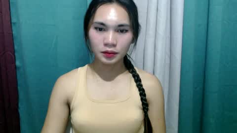 Snapshot of ur_innocent_girlx chatting on 23, 2, 2025 QUEENSY online show from 23, 2, 2025