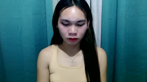 Snapshot of ur_innocent_girlx chatting on 24, 2, 2025 QUEENSY online show from 24, 2, 2025