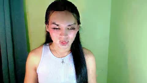 Snapshot of ur_innocent_girlx chatting on 27, 2, 2025 QUEENSY online show from 27, 2, 2025