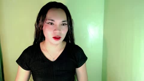 Snapshot of ur_innocent_girlx chatting on 3, 3, 2025 QUEENSY online show from 3, 3, 2025