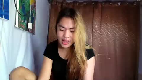 Snapshot of ur_perfectgirlmsa chatting on 8, 2, 2025 Ms. A lets go pass or pvt show online show from 8, 2, 2025