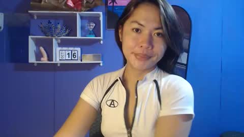 Snapshot of ur_perfectgirlmsa chatting on 16, 10, 2025 Ms. A lets go pass or pvt show online show from 16, 10, 2025