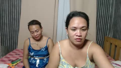 Snapshot of ur_pinay_naughty_morena chatting on 24, 10, 2025 ur_pinay_naughty_morena online show from 24, 10, 2025