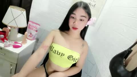 ur_sweetiechess18 online show from 23, 9, 2025