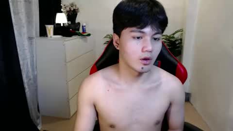 Snapshot of urasaintwink chatting on 17, 12, 2025 Bran online show from 17, 12, 2025