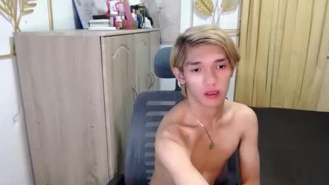 Snapshot of urasian_john20 chatting on 9, 6, 2026 urasian_john20 online show from 9, 6, 2026