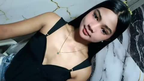 urasian_latinaxxx online show from 29, 6, 2026