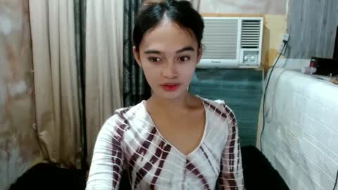 Snapshot of urasianhotrhianxxx chatting on 6, 12, 2024 Rina online show from 6, 12, 2024