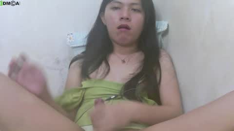 Snapshot of urasianlover69x chatting on 3, 12, 2024 rai online show from 3, 12, 2024