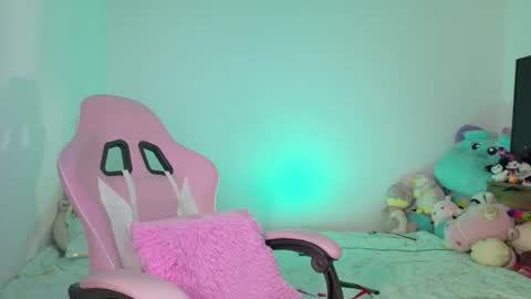 Danielle  online show from 20, 2, 2026