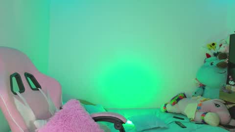 Danielle  online show from 30, 5, 2026