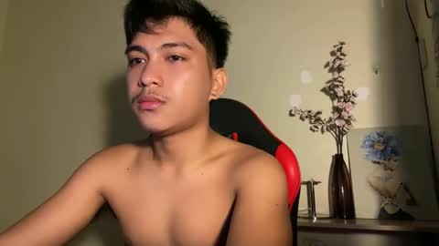 Snapshot of urcuteguy_jhonx chatting on 25, 10, 2025 Dannie online show from 25, 10, 2025