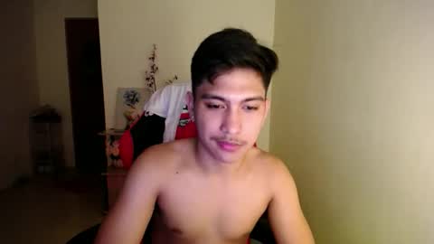 Snapshot of urcuteguy_jhonx chatting on 13, 11, 2025 Dannie online show from 13, 11, 2025