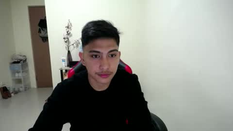 Snapshot of urcuteguy_jhonx chatting on 20, 11, 2025 Dannie online show from 20, 11, 2025