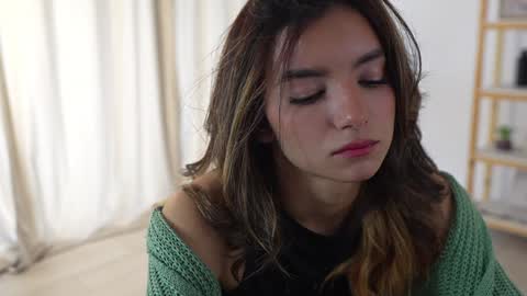 Linda Restrepo online show from 19, 12, 2024