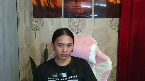 Snapshot of urdollacyl chatting on 8, 4, 2026 Sweetacyl online show from 8, 4, 2026