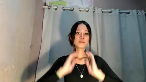 Snapshot of urdreamgirl_stephanie chatting on 22, 6, 2026 stephanie online show from 22, 6, 2026