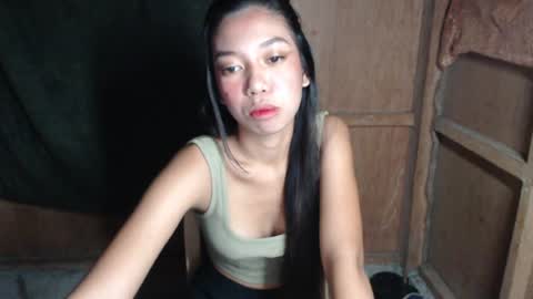 Snapshot of urgirlyflor chatting on 5, 7, 2026 BB online show from 5, 7, 2026