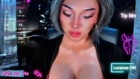 Snapshot of urgoddess_bella chatting on 18, 9, 2025 My bella 3 online show from 18, 9, 2025