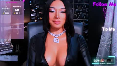 Snapshot of urgoddess_bella chatting on 24, 9, 2025 My bella 3 online show from 24, 9, 2025