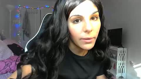 Goddess Marla online show from 8, 11, 2025