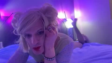 urgrlkandalee online show from 18, 1, 2026