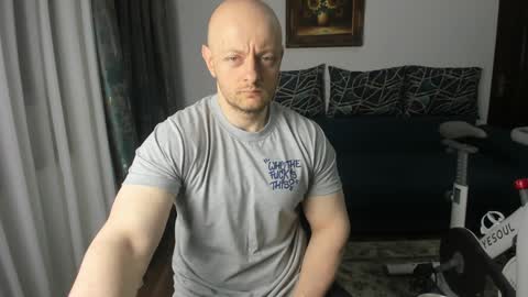 UrGymCrush online show from 2, 2, 2025