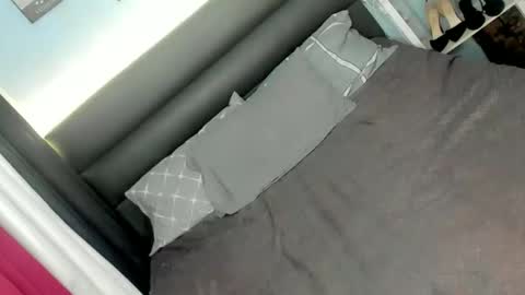 zoey noir online show from 5, 10, 2025