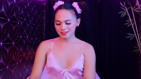 Snapshot of urhot_maxine chatting on 18, 7, 2026 urhot_maxine online show from 18, 7, 2026
