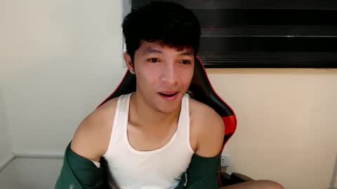 Snapshot of urhotethanxx chatting on 9, 6, 2026 Ethan online show from 9, 6, 2026