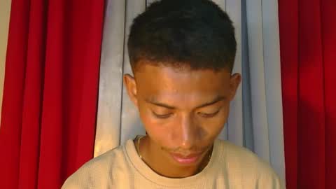 Snapshot of urhotfuckingass chatting on 19, 10, 2025 richard online show from 19, 10, 2025