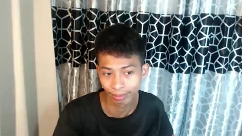 Snapshot of urhotfuckingass chatting on 18, 5, 2026 richard online show from 18, 5, 2026