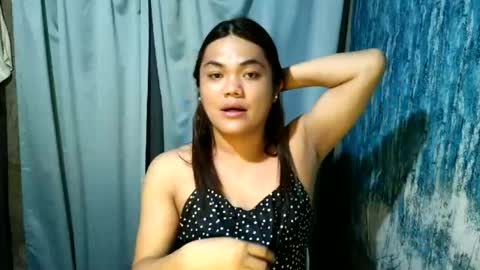 urhottie_bella online show from 4, 7, 2026