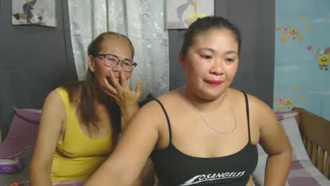 Snapshot of urhotvivian11 chatting on 4, 11, 2025 urhotvivian11 online show from 4, 11, 2025