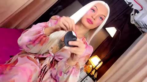 Snapshot of urladyprincessmassivecock chatting on 9, 2, 2025 jhaii online show from 9, 2, 2025