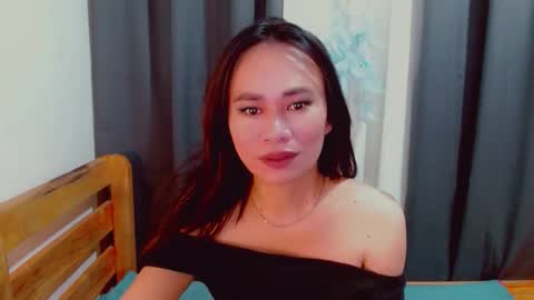 urlovely_che online show from 17, 11, 2025