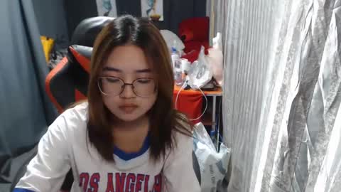 Snapshot of urlovelychinita chatting on 2, 3, 2025 urlovelychinita online show from 2, 3, 2025