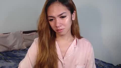 Snapshot of urlovelypinayxxx chatting on 15, 12, 2025 MIYA online show from 15, 12, 2025