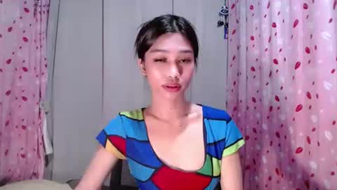 urloverjasmine_xx online show from 4, 4, 2026