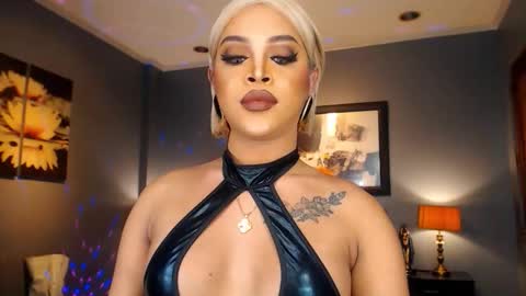 UrMajestyTyra online show from 2, 2, 2026