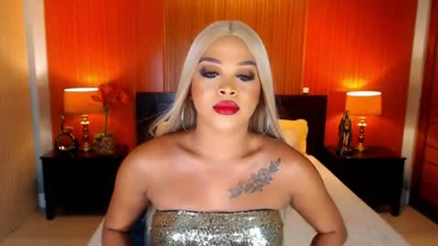 Snapshot of urmajestytyra chatting on 15, 6, 2026 UrMajestyTyra online show from 15, 6, 2026